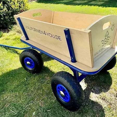 アパート Ostseetoern Mit Terrasse Direkt Am カリフォルニーン